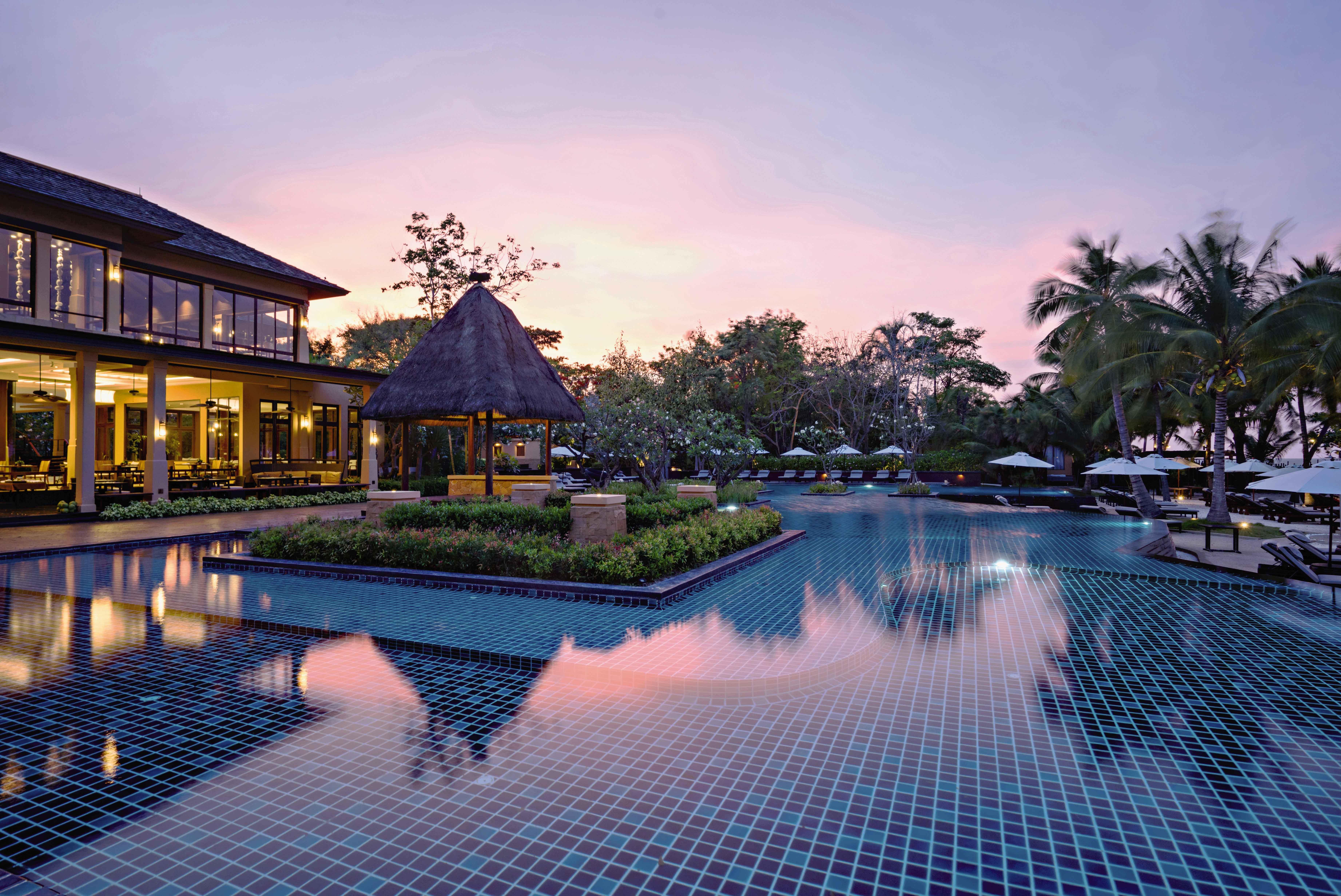 Moevenpick Asara Resort & Spa Хуа Хин Екстериор снимка