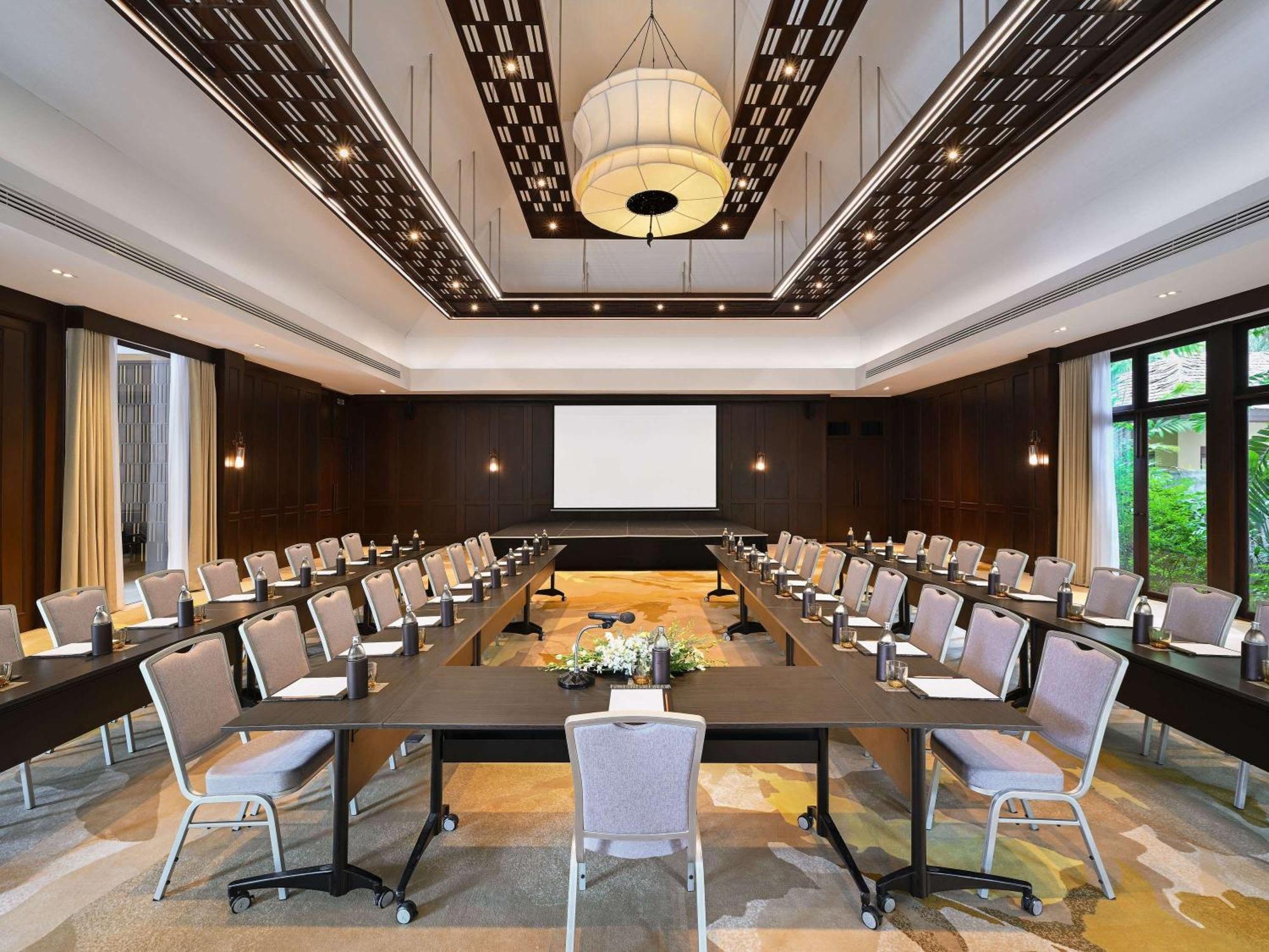 Moevenpick Asara Resort & Spa Хуа Хин Екстериор снимка